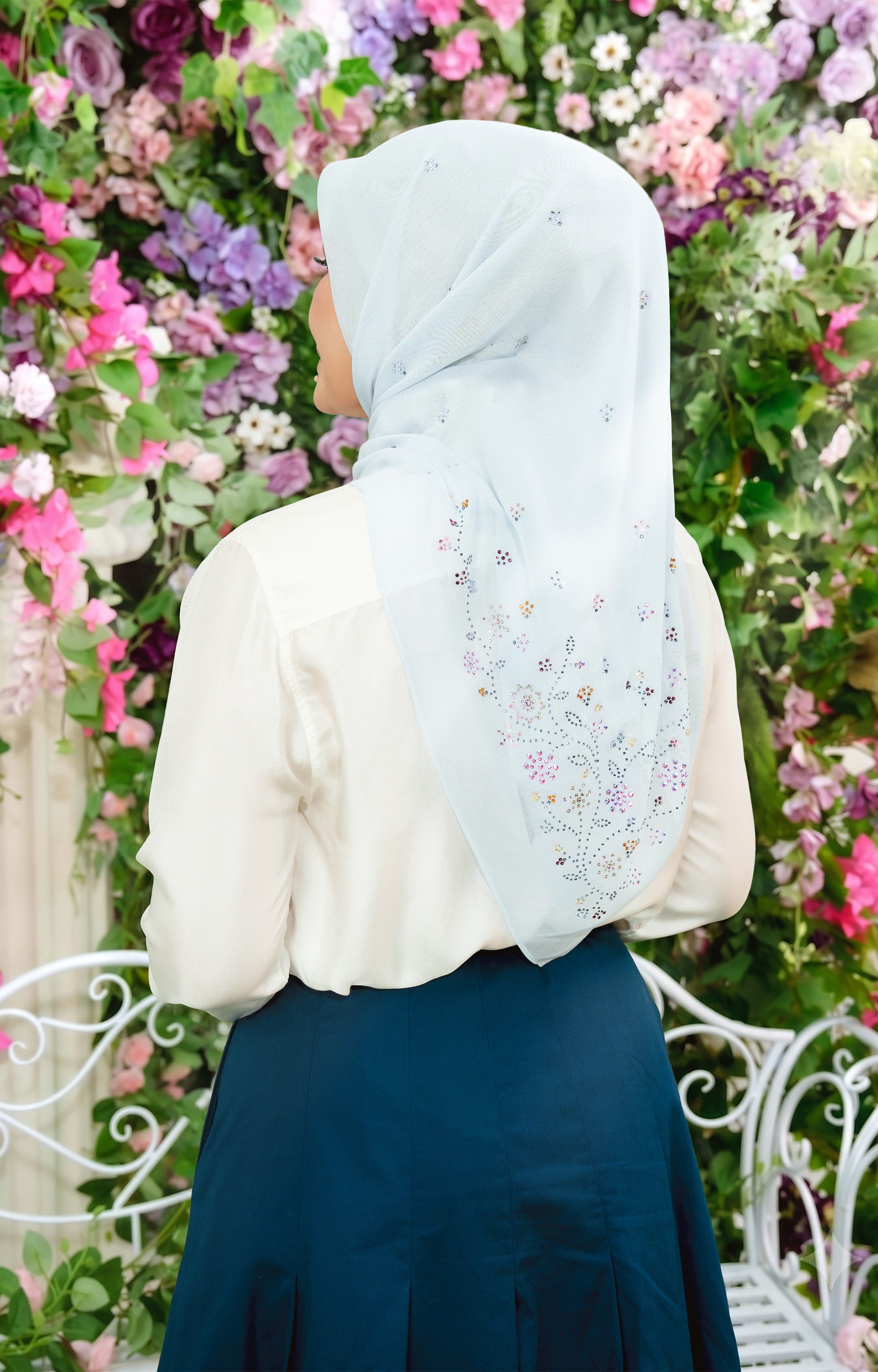 BAWAL ANGGUN MEKAR