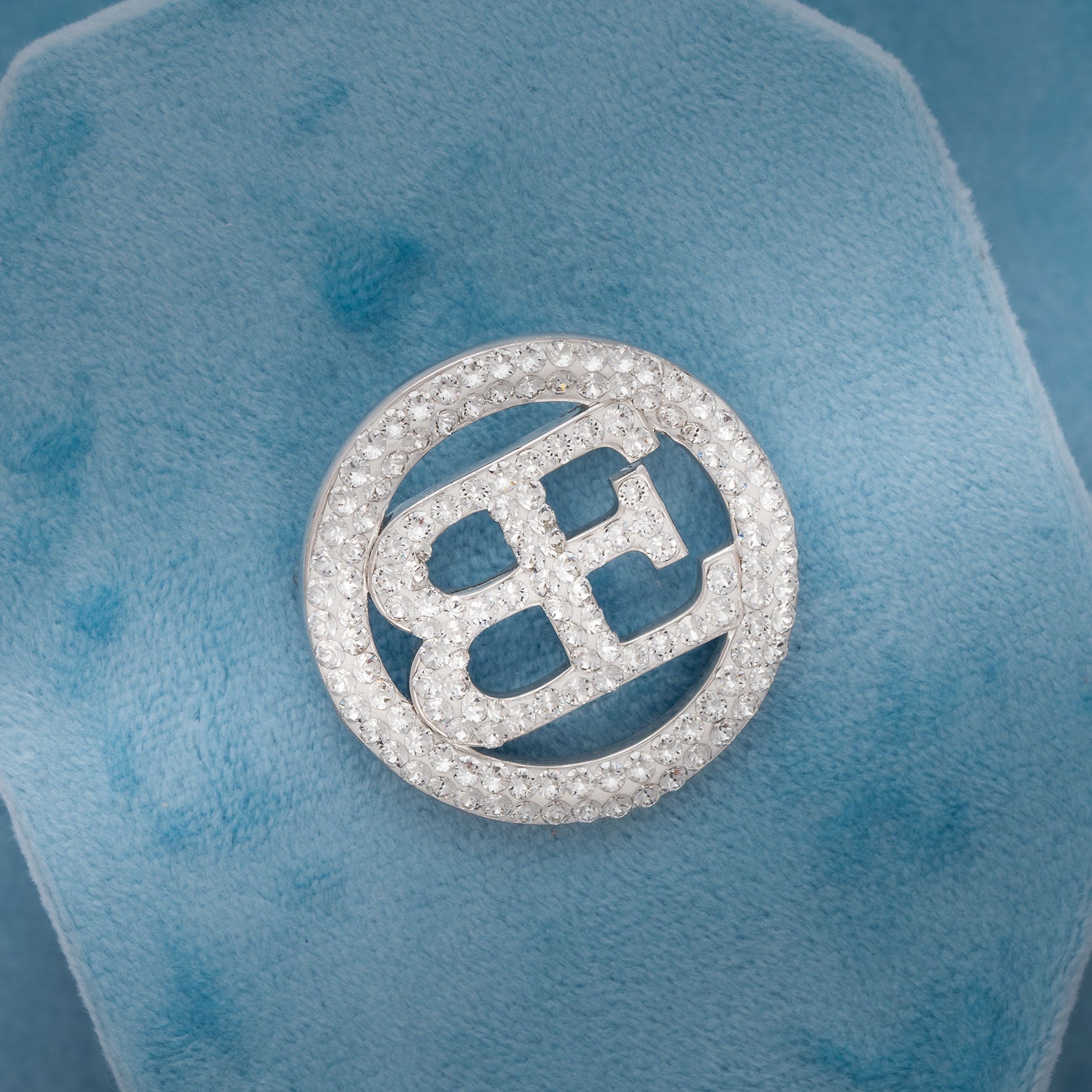 BE BROOCH A (PIN)