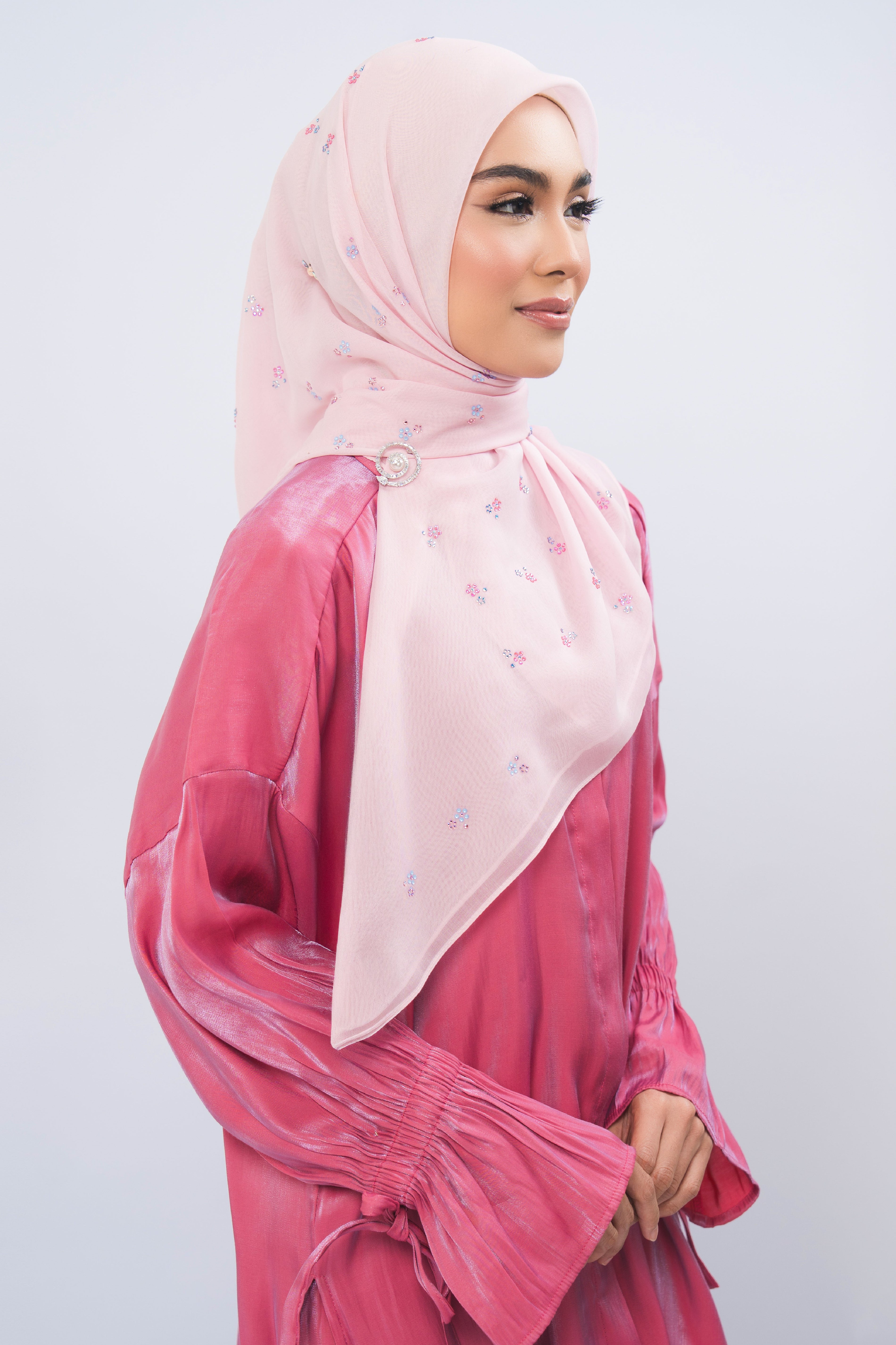 BAWAL QUEEN BEE