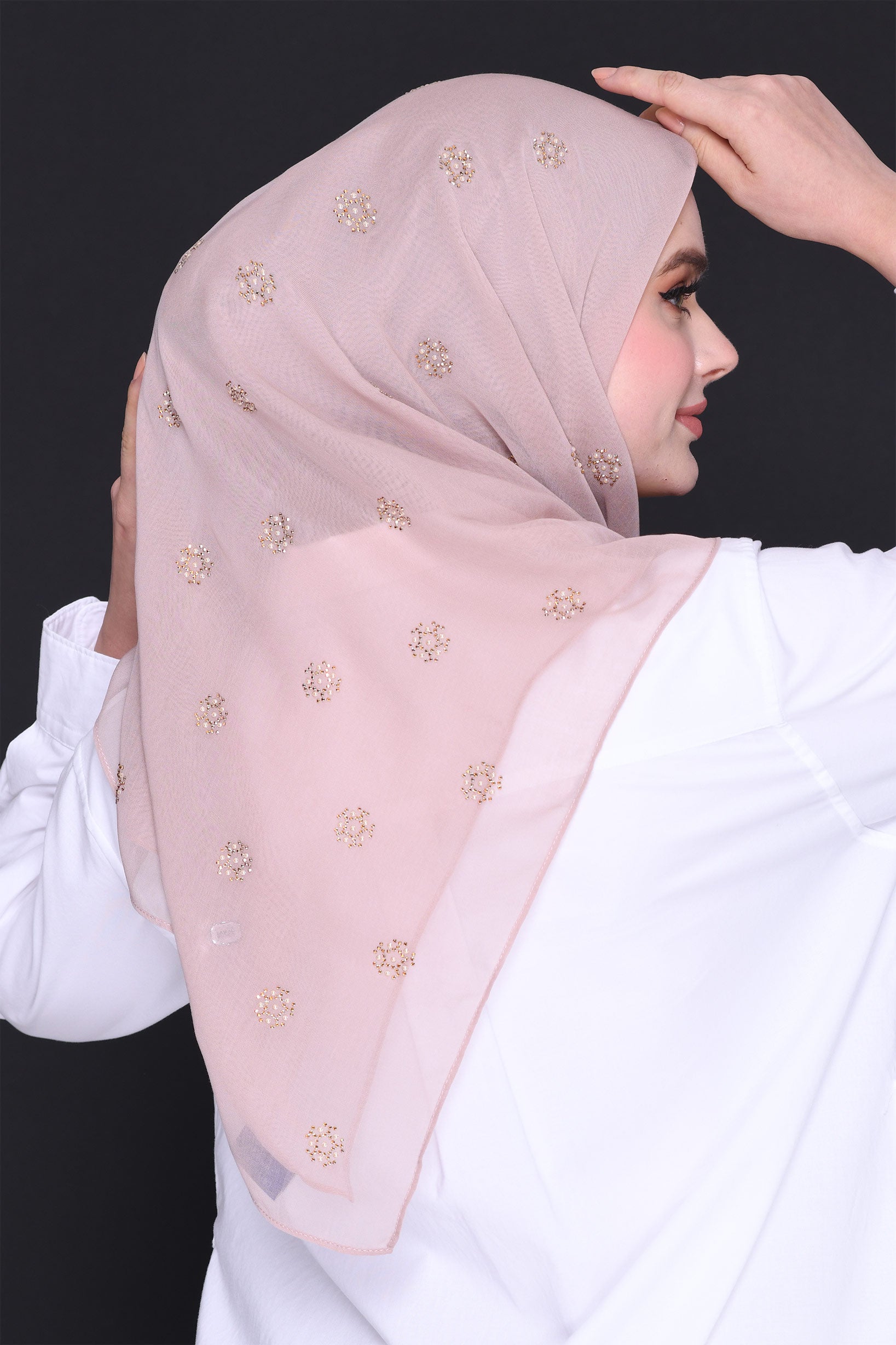 BAWAL SUZANNA