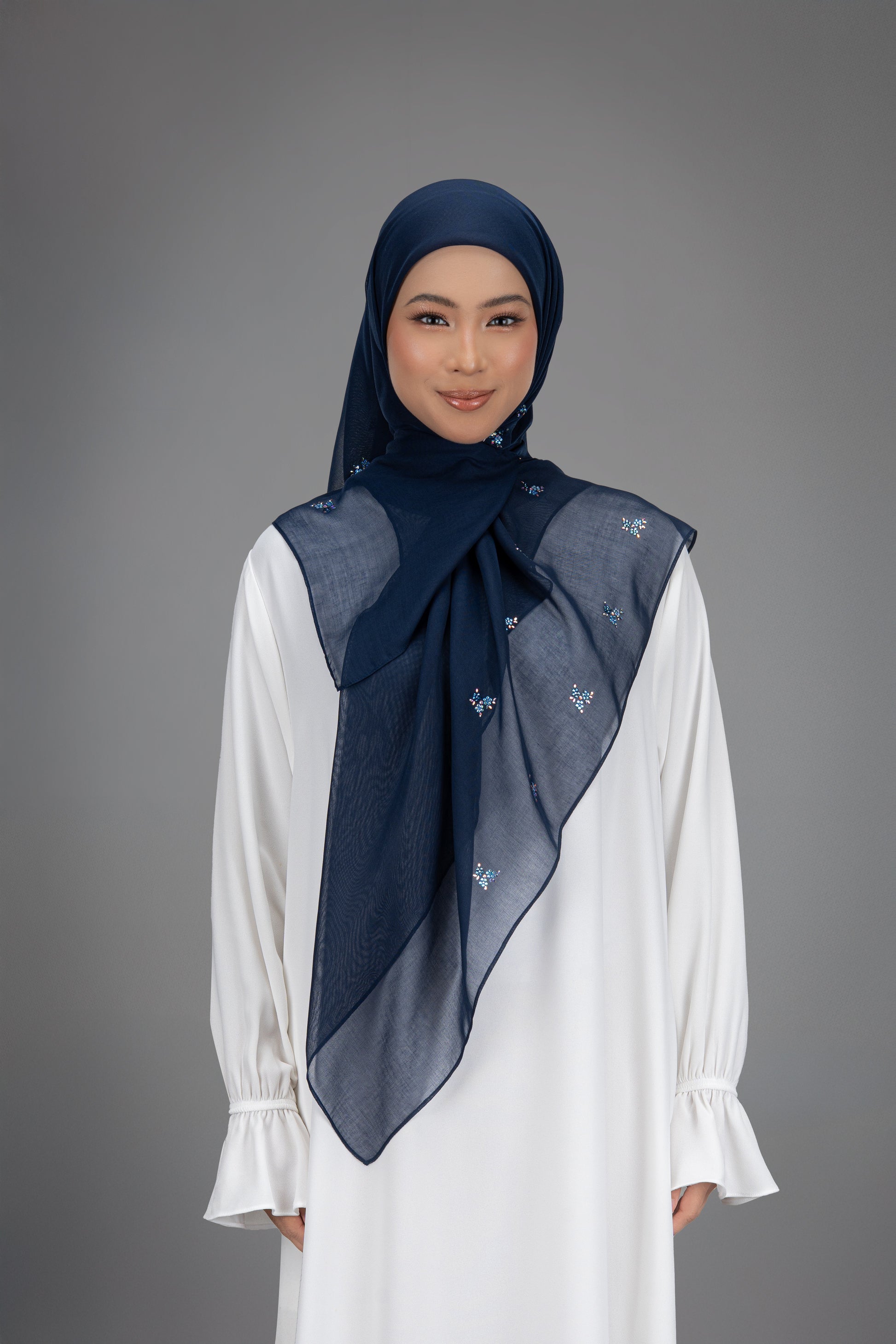 BAWAL BUNGA CINTA NOVEMBER