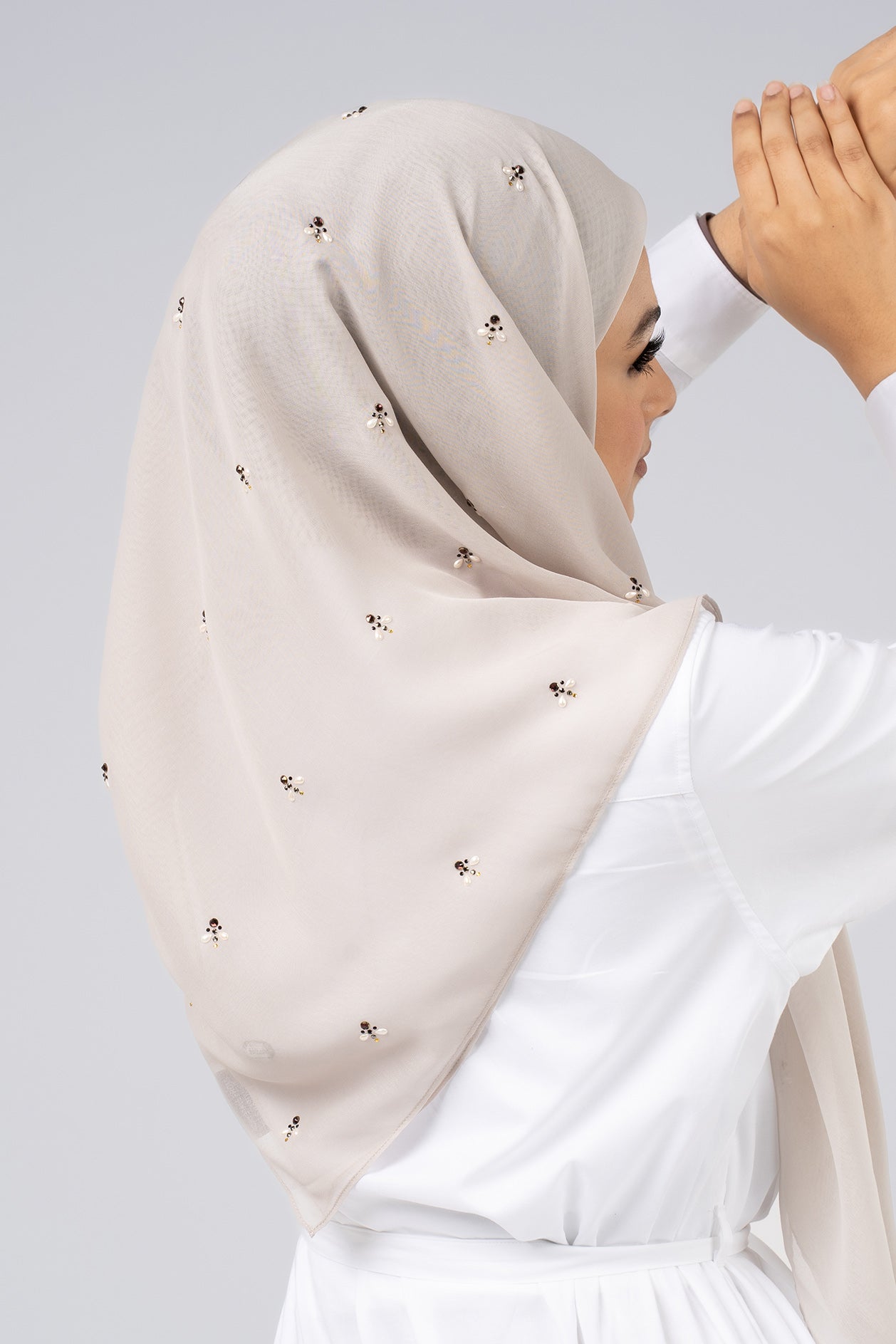 BAWAL DAZZLE BEE