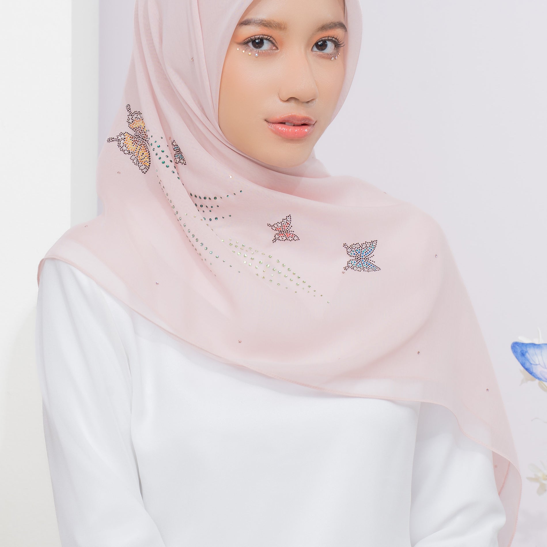 EDEN IN LOVE 02