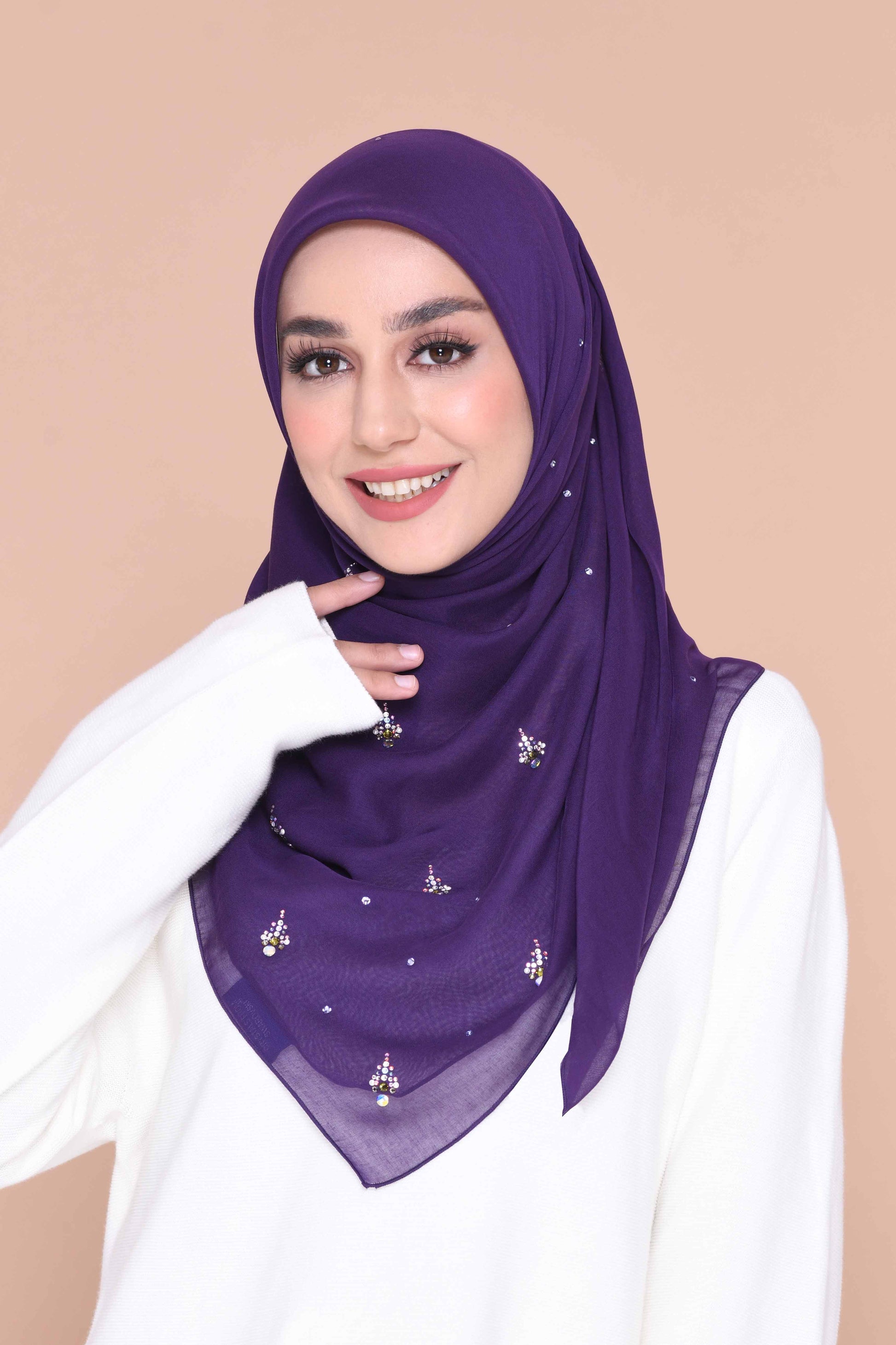 BAWAL ZAURA