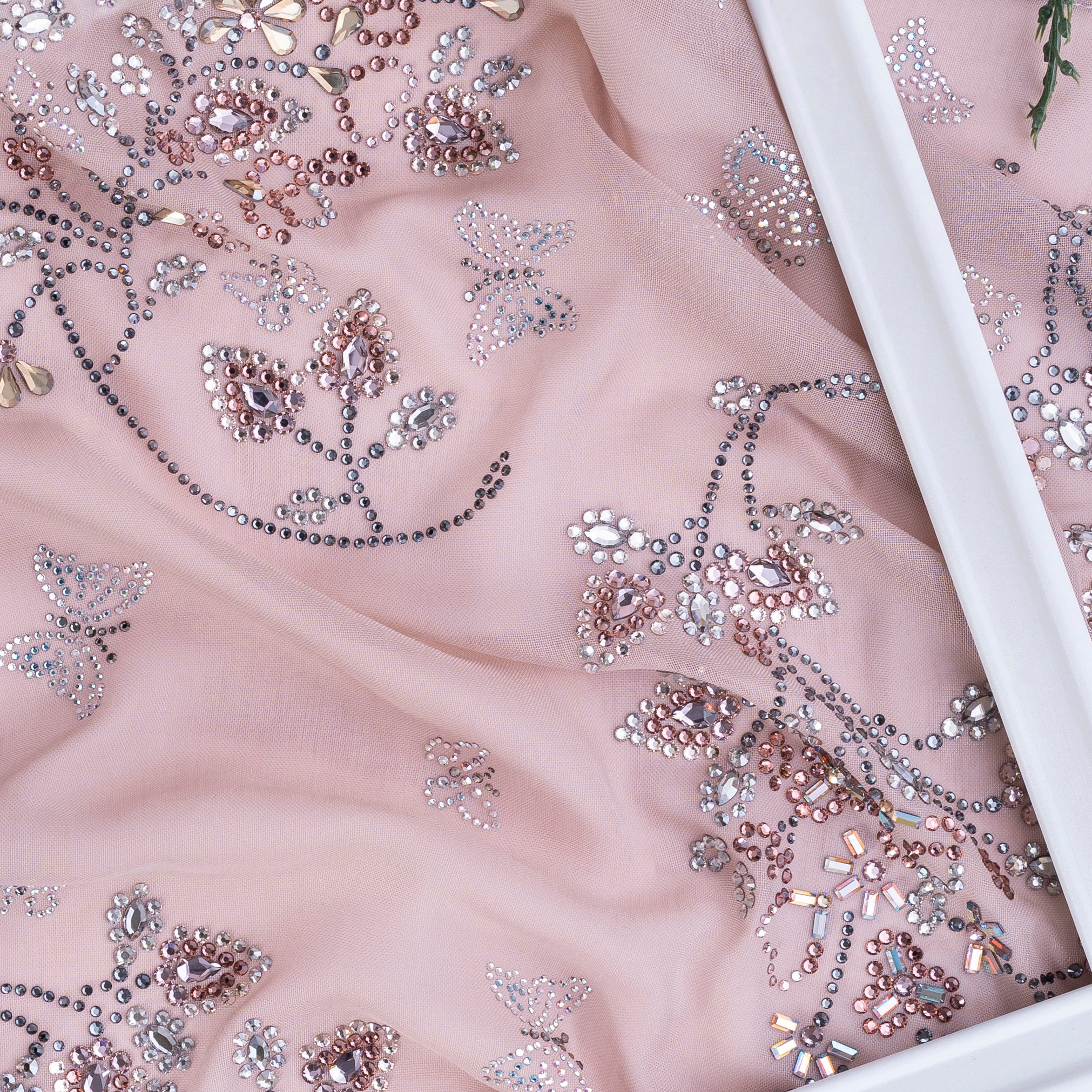 THE SEASON OF LOVE COLLECTION