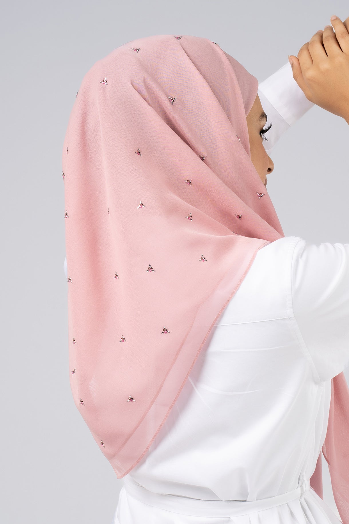 BAWAL HOLLOWAY