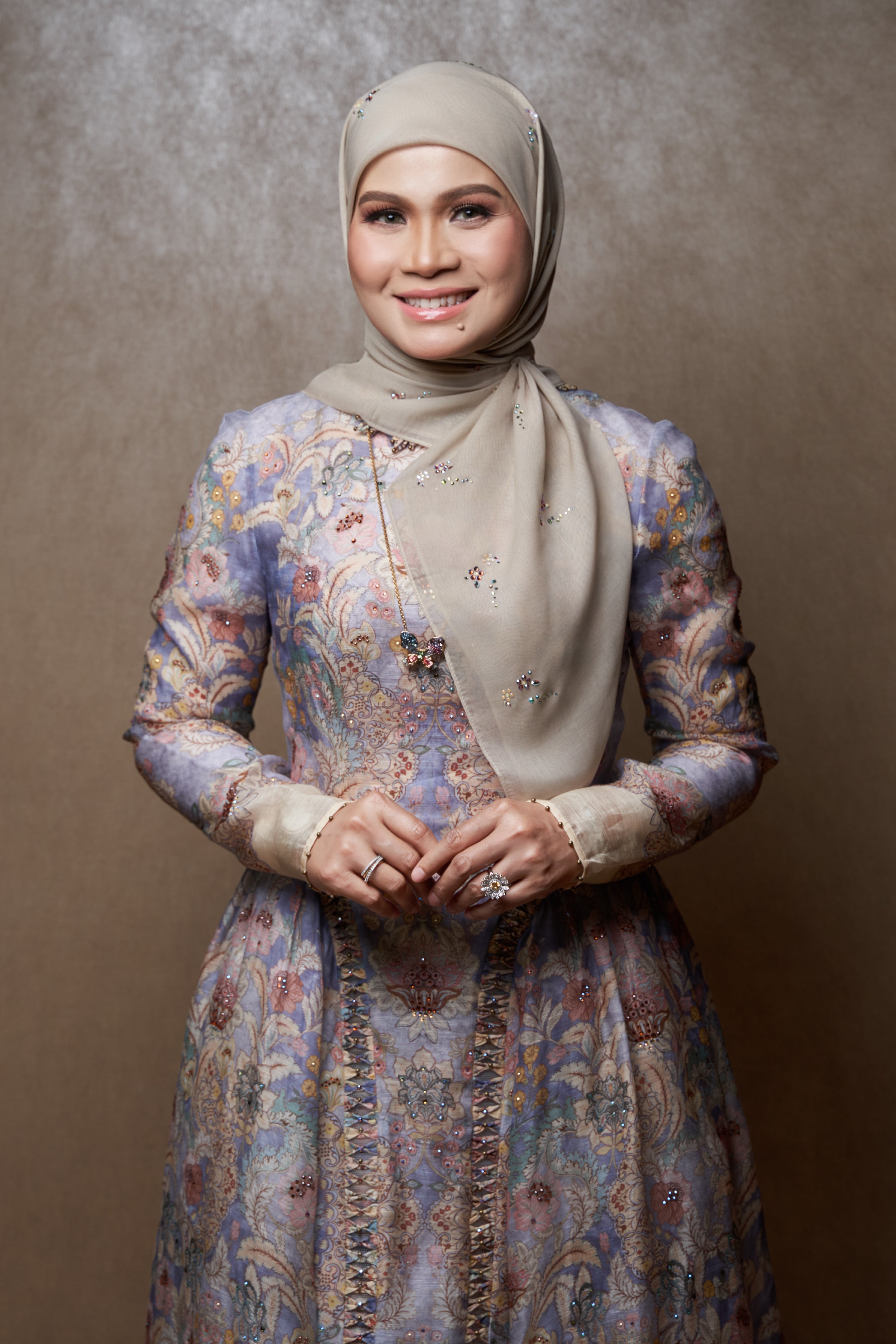 BAWAL CINTA MEKAR