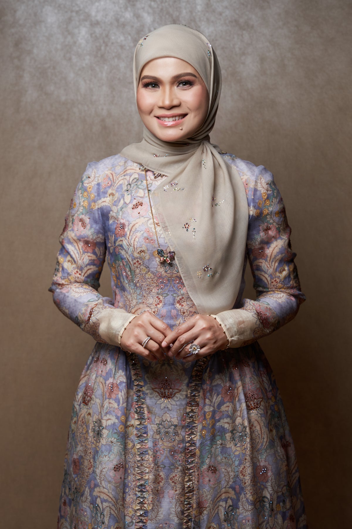 BAWAL CINTA MEKAR