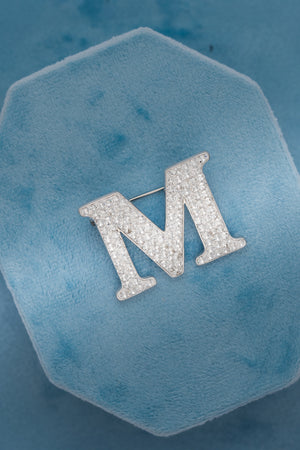 BROOCH ALPHABET M
