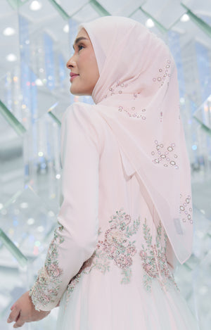 PUTERI CAHAYA - 1 (LILAC SNOW)
