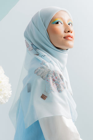 UP UP AWAY -02 (ICE BLUE)